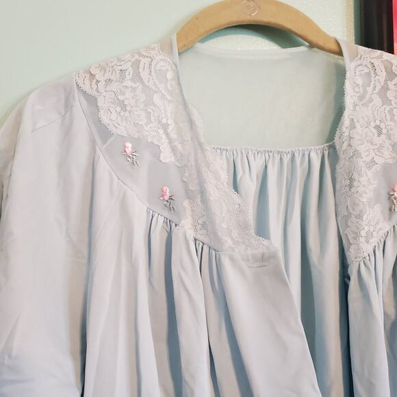 Vintage 80s Kawaii Cute Pastel Blue Lace Nightgown and Robe Set Size Medium - Picture 11 of 11